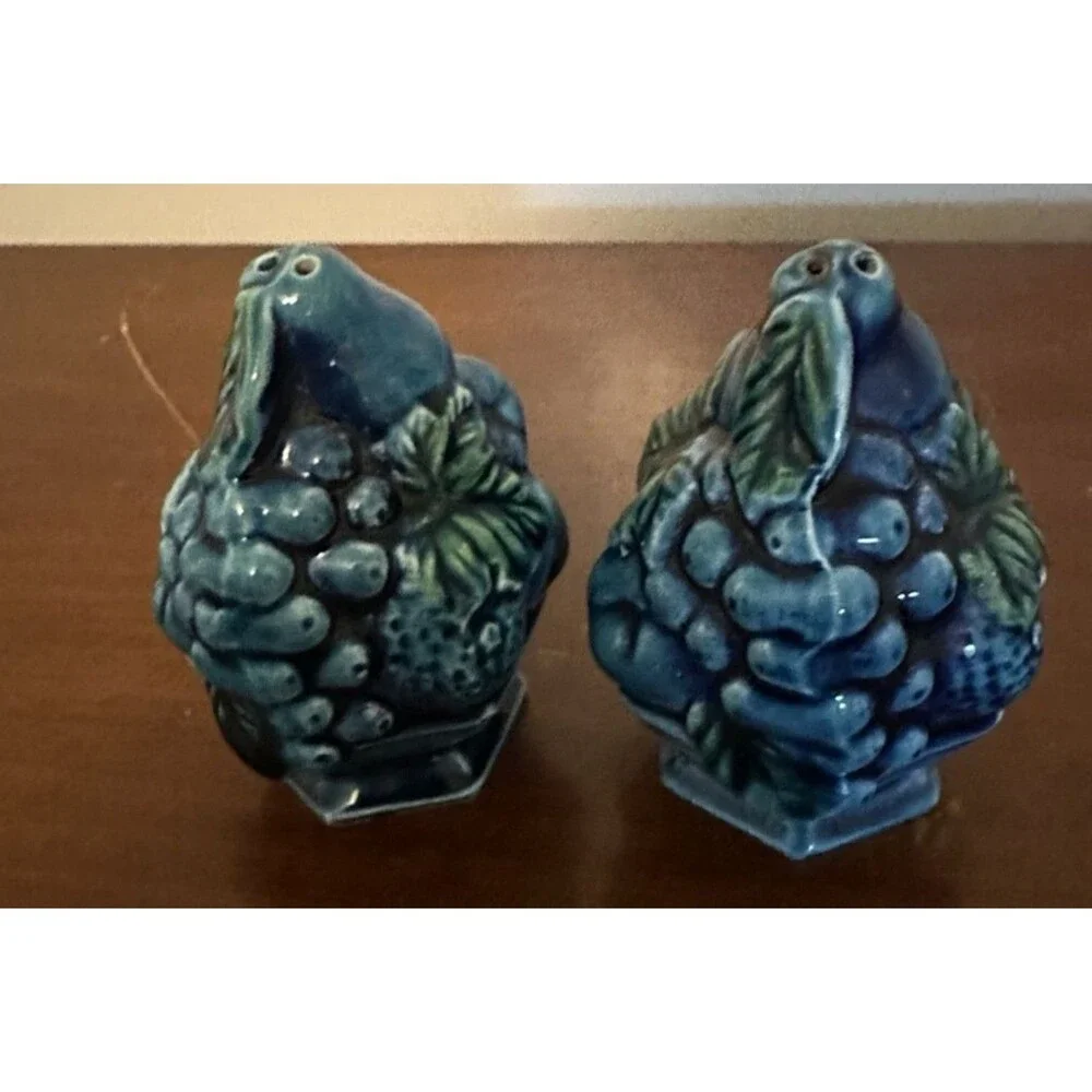 Vintage MCM Inarco Salt & Pepper Shaker Blue Fruit Bowl Topiary No Stopper